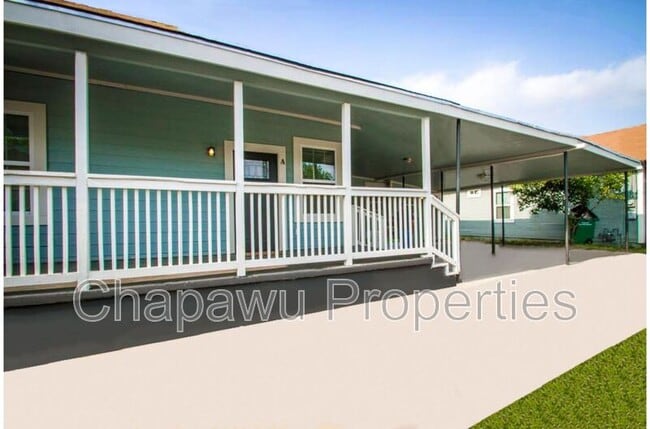 Building Photo - 121 Douglas Way St