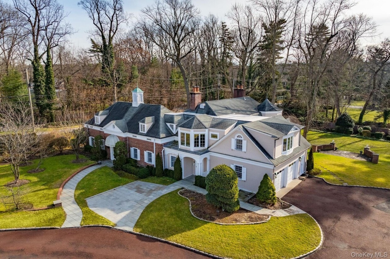 Foto principal - 26 Glenwood Rd