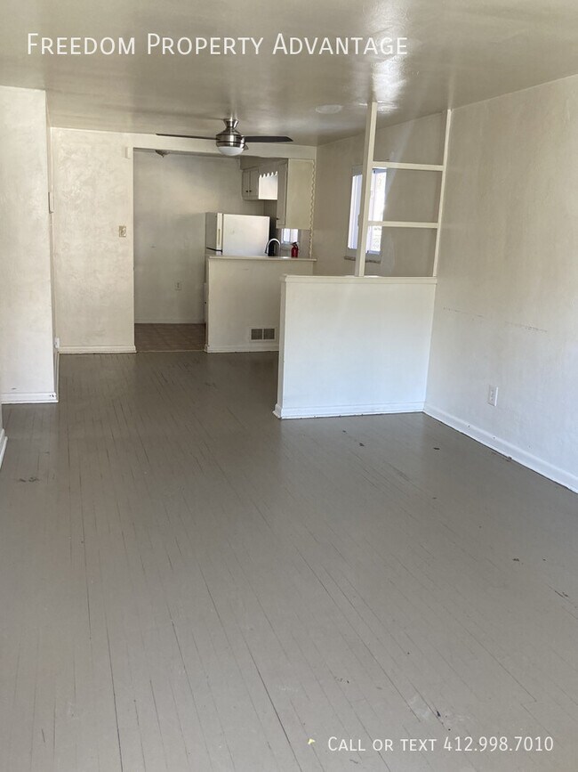 Foto del edificio - 2349 McCook St.