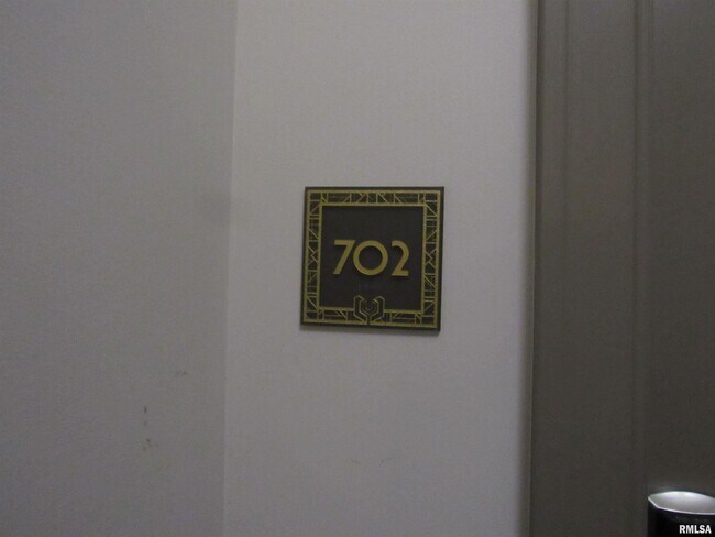 Foto del edificio - 212 N Brady St