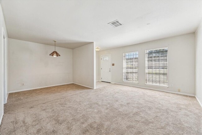 Building Photo - 7850 Leonora St
