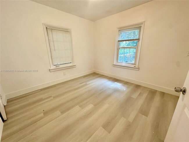 Building Photo - 1250 NW 43rd St