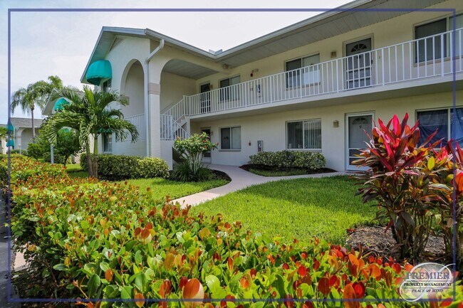 Foto del edificio - ***SAPPHIRE LAKES** 3 BEDS/2 BATH** FURNISHED WITH FLEXIBLE RENTAL OPTIONS**MOTIVATED LANDORD**