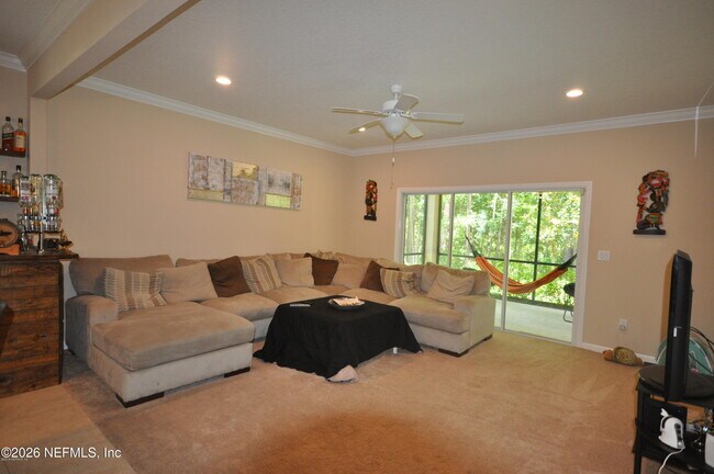 Foto del edificio - 16120 Blossom Lake Dr