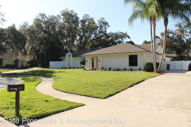 Building Photo - 4 br, 2 bath House - 668 Lamoka Ct.