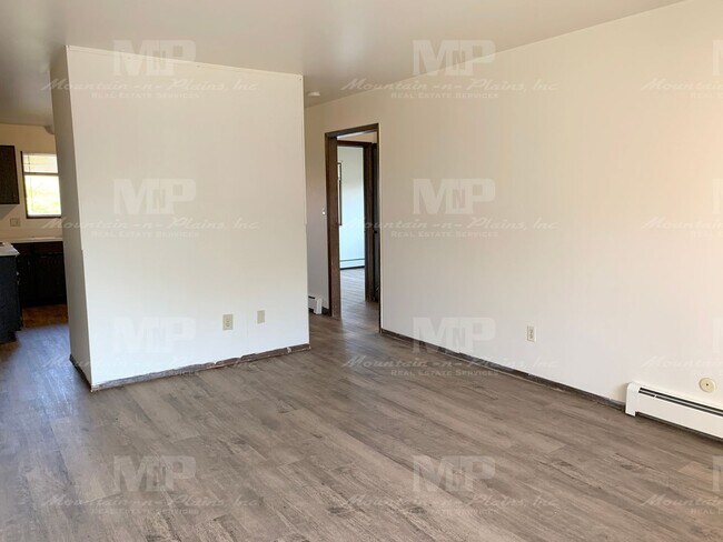 Foto del edificio - 1729 Palm Dr