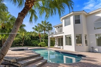 Building Photo - 16449 SW 84th Pl