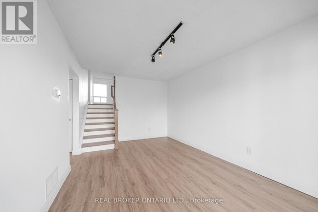 Building Photo - 2518 Harman Ct