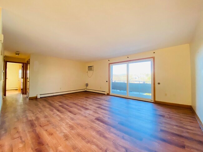 Foto del edificio - 43 Jacqueline Rd