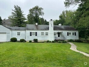 Building Photo - 1506 Dunlora Rd