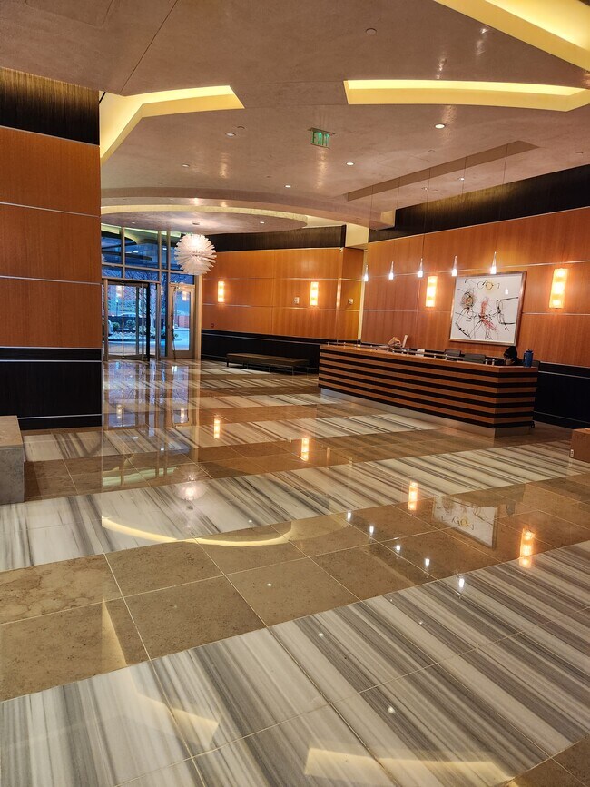 Building Photo - Turnberry