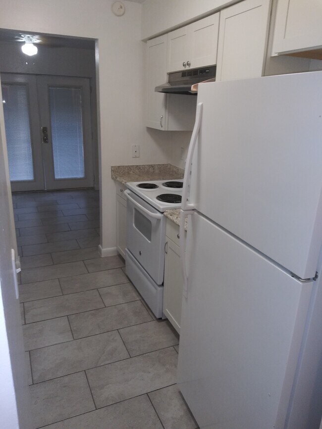 Foto del edificio - 1825 SW 67th Terrace