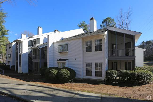 Foto del edificio - The Hedges Apartments