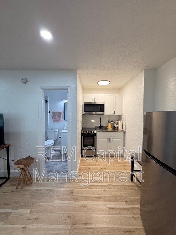 Foto del edificio - 232 30th Ave N
