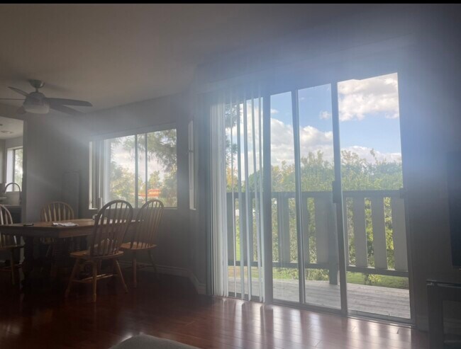Dining Room - 545 S Walnut St