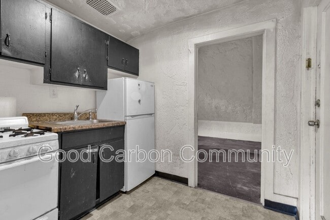 Foto del edificio - 111 Cottage St