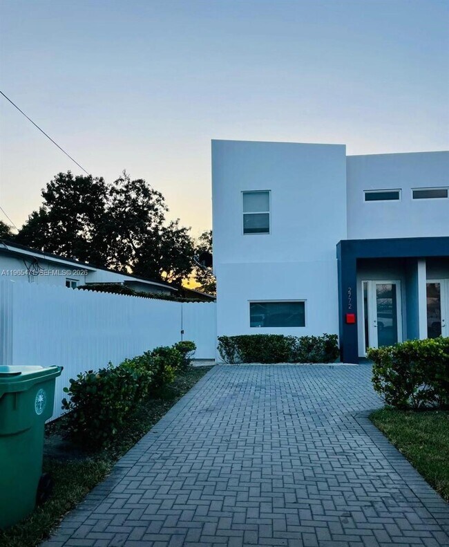 Foto del edificio - 2772 SW 31st Ct