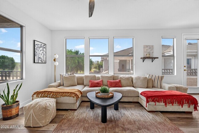Building Photo - 15221 N Clubgate Dr
