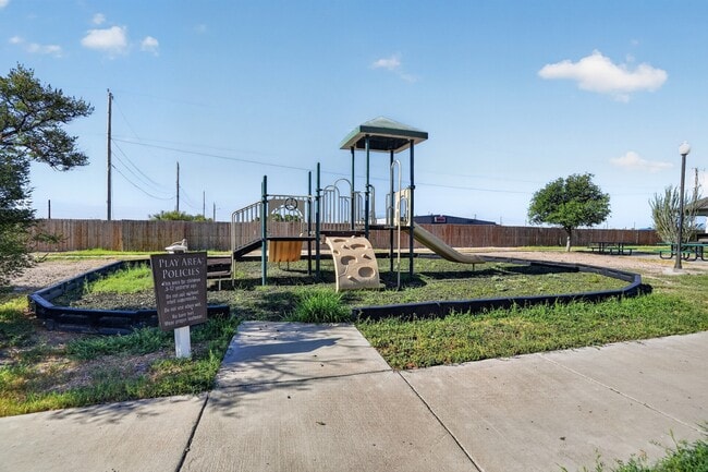 Building Photo - Valley Creek Apartments