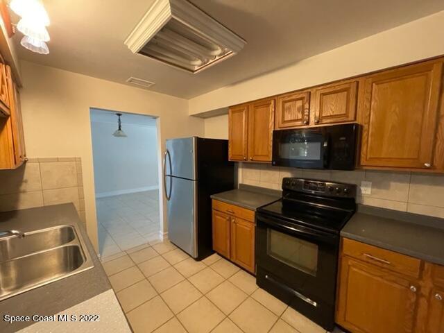 Building Photo - 4085 Calendula Ave