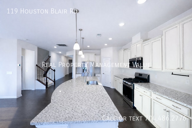 Foto del edificio - 119 Houston Blair Rd