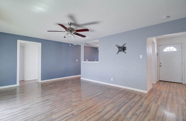 Foto del edificio - 5657 N 39th Ave
