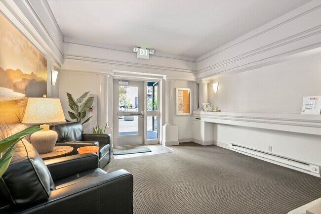 Foto del edificio - 2301 Fairview Ave E
