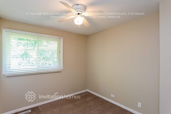 Foto del edificio - 1563 S Tyler Rd