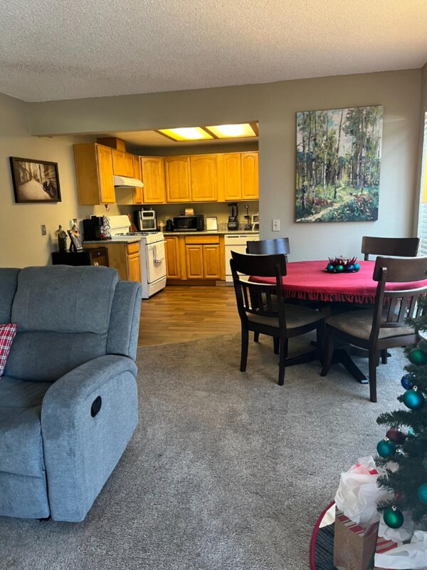 Foto del edificio - 32 W 7th St