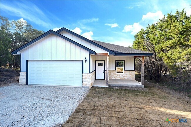 Building Photo - 1234 Clearcreek Dr
