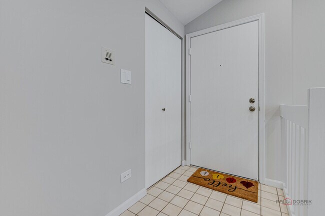 Building Photo - 1214 Ballantrae Pl