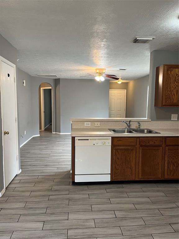Building Photo - 8930 Clearbourne Ln
