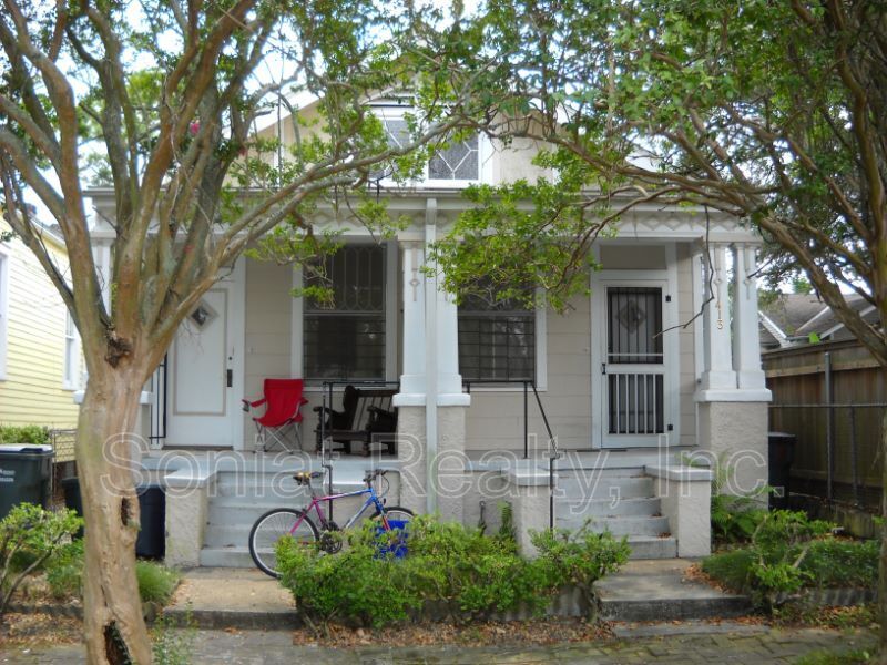 Primary Photo - 415 Cherokee St