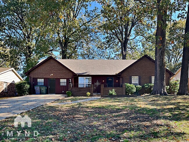 Building Photo - 2010 Adney Gap Dr