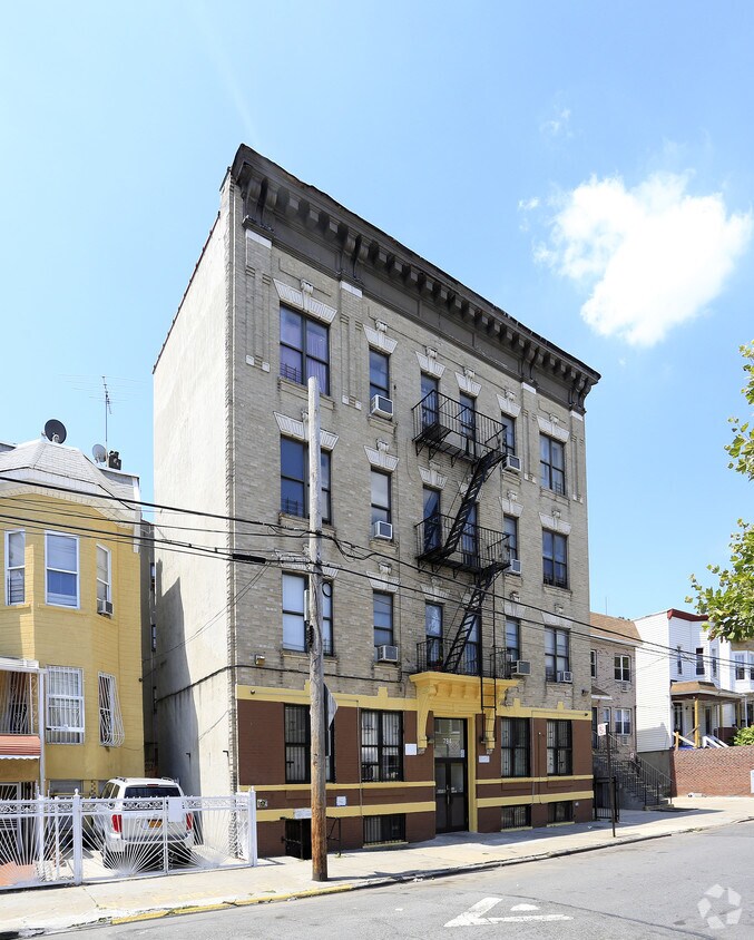 Building Photo - 794 Elsmere Pl