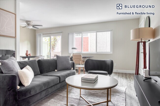 Building Photo - 12530 Braddock Dr