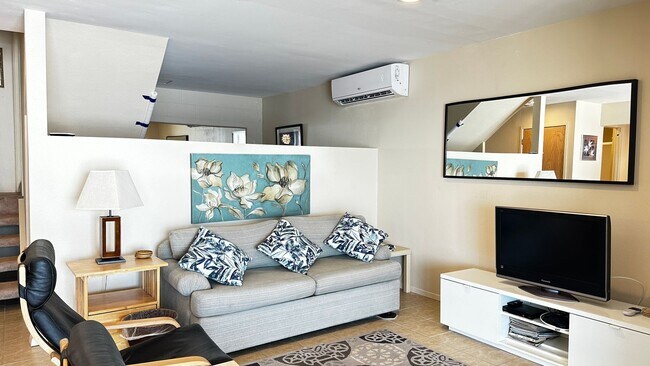 Foto del edificio - Oceanfront Studio! Unfurnished with AC