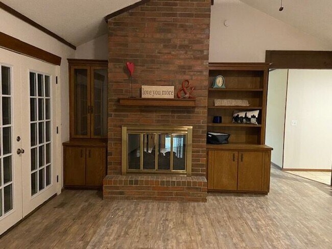 Foto del edificio - 208 Wellington Ln