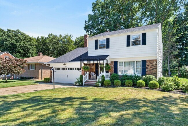 Foto del edificio - 24299 Beech Ln