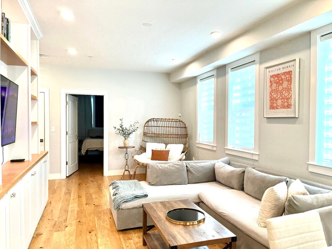 Foto principal - 337 Maverick St