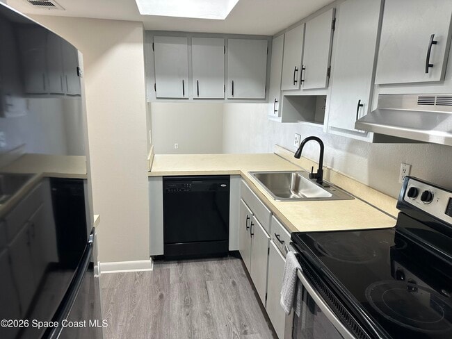 Building Photo - 1424 Croftwood Dr