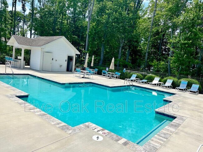 Foto del edificio - 2864 Baldwin Drive