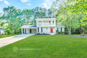 Building Photo - 8837 Elma St