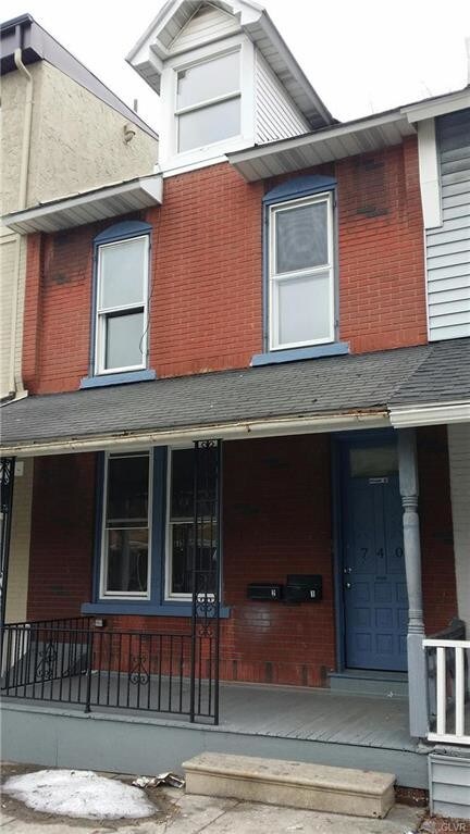 Building Photo - 740 N 8th St