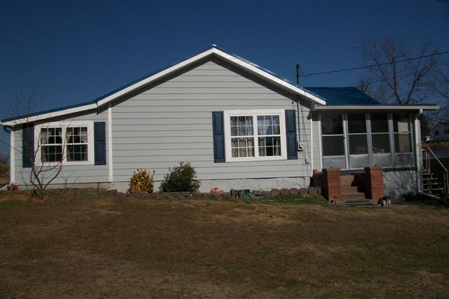 Primary Photo - 343 Baskin St