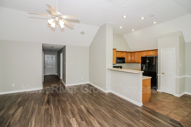 Building Photo - 6842 Garmin Ln