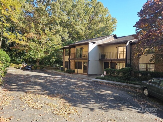 Foto del edificio - 849 Nottingham Dr