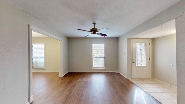Building Photo - 4416 Augusta St