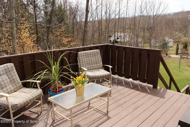 Foto del edificio - 63 Shore Dr