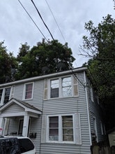 Building Photo - 2348 Iroquois St